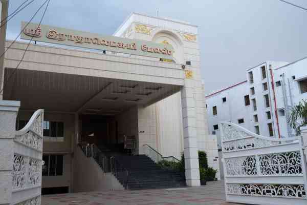 beautiful wedding decorations at Sri Radhalakshmi Palace
